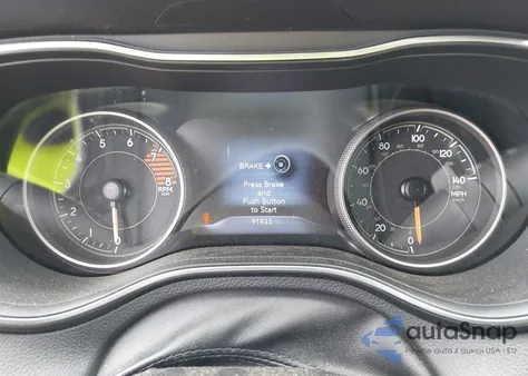 2019 Jeep Cherokee Limited 4X4 from USA, damaged, VIN 1C4PJMDXXKD135279